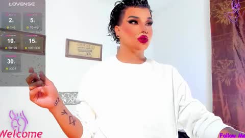 Snapshot of jujubee_lander chatting on November 2025 01:43:01 PM Jujubee online show from November 2025 01:43:01 PM