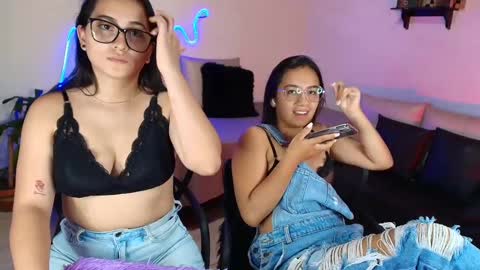 Jules and Gia online show from February 2025 12:16:01 AM