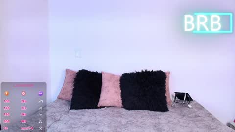 Jules and Gia online show from May 2026 11:34:01 PM