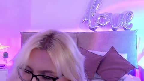 Jules Nightt online show from May 2026 09:31:01 PM