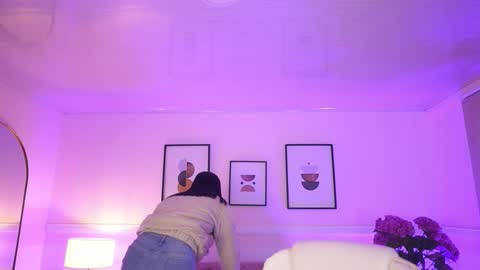 Snapshot of julesbennet chatting on October 2025 11:31:01 AM Jules Bennett online show from October 2025 11:31:01 AM