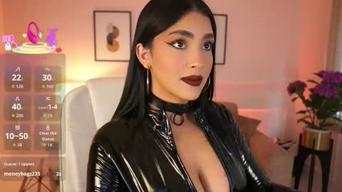 Snapshot of julesbennet chatting on October 2025 11:33:02 AM Jules Bennett online show from October 2025 11:33:02 AM