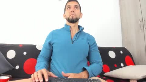 Snapshot of juleslake2 chatting on December 2025 12:14:02 PM juleslake2 online show from December 2025 12:14:02 PM