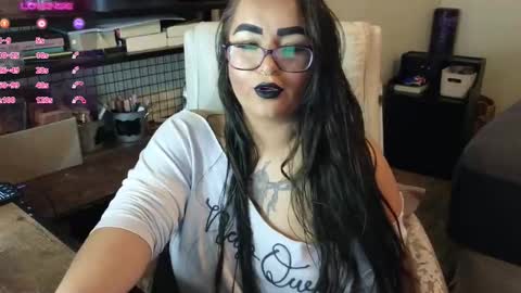 Julesss online show from October 2025 05:40:01 AM