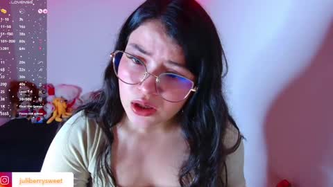 Juliana online show from April 2026 02:22:02 AM