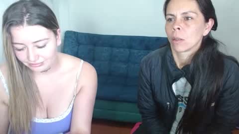  Juliana Torres  online show from September 2025 04:18:01 PM