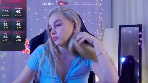 julia__bunny online show from December 2024 10:15:01 PM