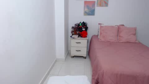 julia online show from November 2025 07:19:01 AM