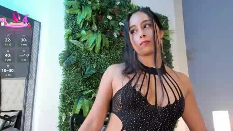 Snapshot of julia_martinezz_ chatting on November 2025 11:56:02 AM J U L IA M A R T I N E Z online show from November 2025 11:56:02 AM