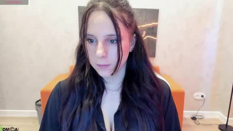 Julia Shyy online show from May 2026 01:00:02 AM