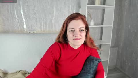 julia_suny online show from May 2026 01:12:01 AM