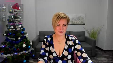 Snapshot of julia_wilsons chatting on December 2025 01:17:01 PM Julia online show from December 2025 01:17:01 PM