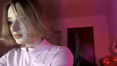 Snapshot of juliahupman chatting on February 2026 05:09:01 PM Kate online show from February 2026 05:09:01 PM