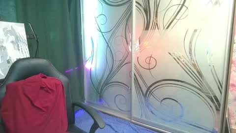 juliamorgann online show from May 2026 07:37:01 AM