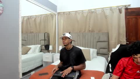 Snapshot of julian_billy chatting on January 2025 05:51:02 PM julian billy online show from January 2025 05:51:02 PM