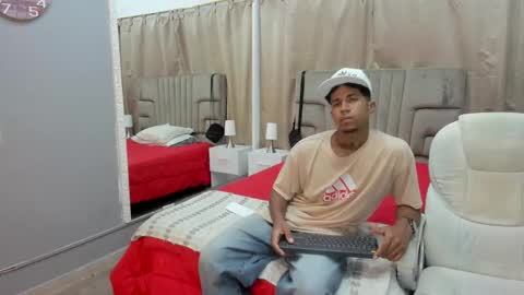 Snapshot of julian_billy chatting on January 2025 11:46:01 AM julian billy online show from January 2025 11:46:01 AM