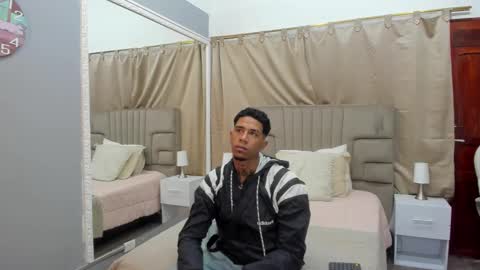 Snapshot of julian_billy chatting on February 2025 11:33:01 AM julian billy online show from February 2025 11:33:01 AM