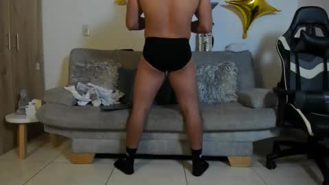 Snapshot of julian_wallace chatting on September 2025 05:02:02 PM julian_wallace online show from September 2025 05:02:02 PM