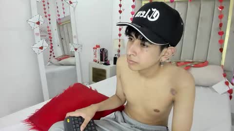 Snapshot of julian_xp chatting on February 2026 07:31:02 PM Julian online show from February 2026 07:31:02 PM