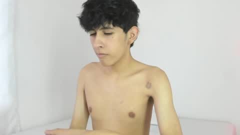 Julian online show from May 2026 08:29:01 PM