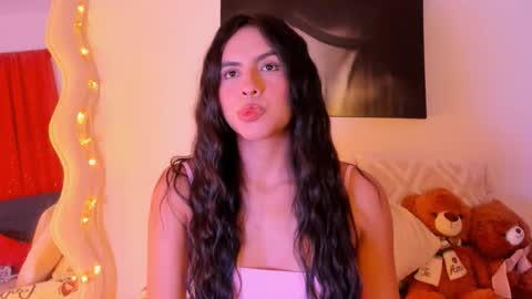 Juliana online show from March 2026 04:18:01 AM