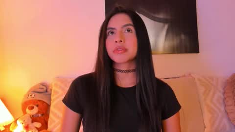 Juliana online show from March 2026 05:35:01 AM