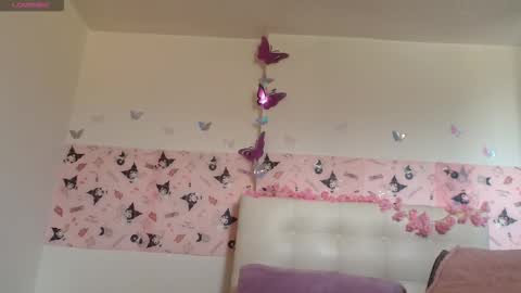 juliana_js_ online show from February 2026 06:41:01 PM