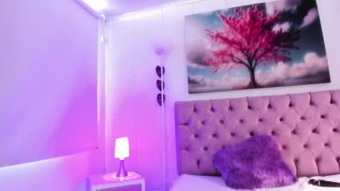 Snapshot of julianaa_castro chatting on January 2025 02:43:01 PM JULIANA CASTRO online show from January 2025 02:43:01 PM