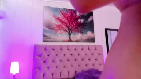 Snapshot of julianaa_castro chatting on January 2025 05:47:02 PM JULIANA CASTRO online show from January 2025 05:47:02 PM