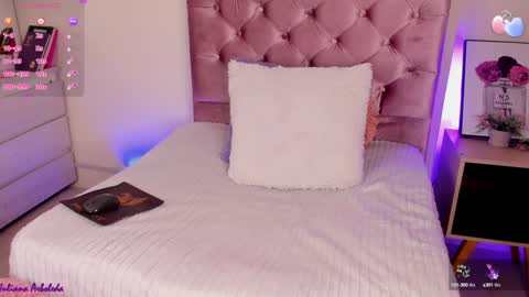 Juli online show from February 2025 01:44:01 PM