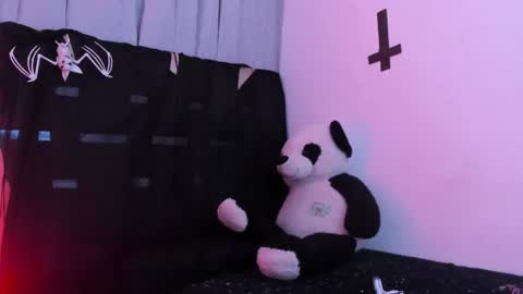 Snapshot of julianacarter chatting on November 2025 08:11:01 PM JulianaCarter online show from November 2025 08:11:01 PM