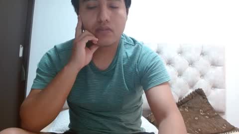 Snapshot of julianalvarez95 chatting on September 2025 09:36:01 PM Julian online show from September 2025 09:36:01 PM