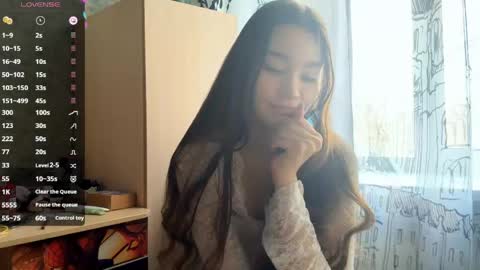 Snapshot of julianeaukamp chatting on April 2026 12:57:01 AM Viola online show from April 2026 12:57:01 AM