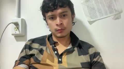 juliangosilva online show from May 2026 04:59:02 PM
