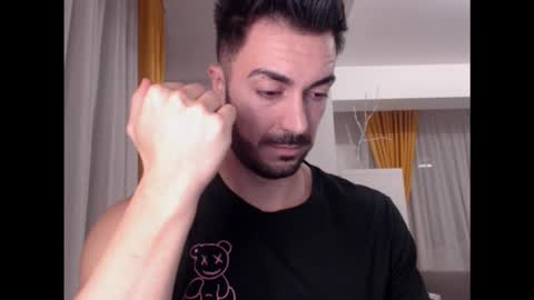 Snapshot of julianroyce chatting on November 2025 10:15:02 PM JulianRoyce online show from November 2025 10:15:02 PM