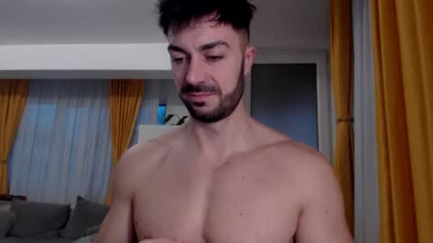 Snapshot of julianroyce chatting on February 2026 05:16:02 AM JulianRoyce online show from February 2026 05:16:02 AM