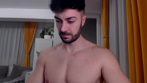 Snapshot of julianroyce chatting on February 2026 12:04:01 AM JulianRoyce online show from February 2026 12:04:01 AM