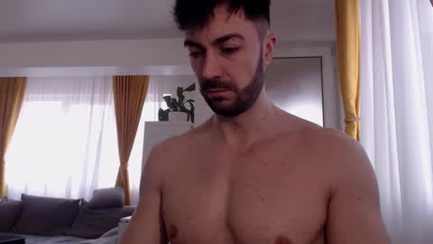 Snapshot of julianroyce chatting on February 2026 08:07:02 AM JulianRoyce online show from February 2026 08:07:02 AM