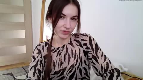Julia online show from April 2026 03:35:01 PM