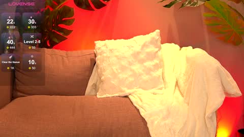 Julie online show from February 2025 02:15:01 PM