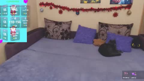 Snapshot of juliasane_ chatting on December 2025 08:42:02 AM Jul online show from December 2025 08:42:02 AM