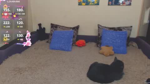 Snapshot of juliasane_ chatting on February 2026 02:40:02 PM Jul online show from February 2026 02:40:02 PM