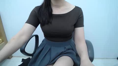 julie9x online show from May 2026 08:36:01 PM