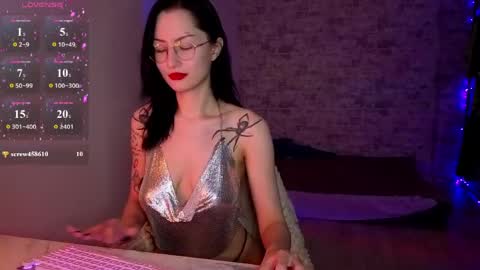 Snapshot of julie__rayls chatting on May 2026 07:19:02 PM see u next time 1700 UTC 0 3 online show from May 2026 07:19:02 PM