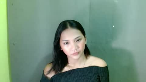 julie  online show from December 2025 02:28:01 AM