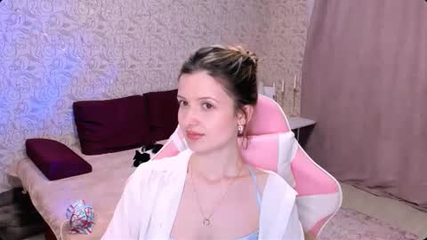 Julie online show from February 2025 06:34:02 PM