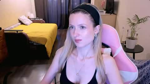 Julie online show from July 2026 03:52:02 PM