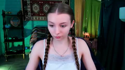juliedaniel online show from May 2026 08:20:01 AM