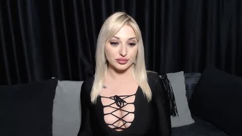 Snapshot of juliediamond chatting on December 2024 03:19:01 AM julia online show from December 2024 03:19:01 AM