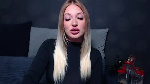 julia online show from July 2026 07:46:01 AM